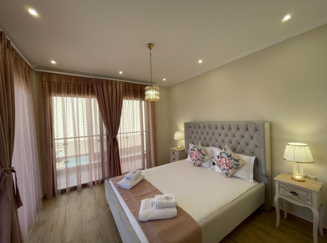 Agora Luxury Villa I Loutráki Exteriér fotografie